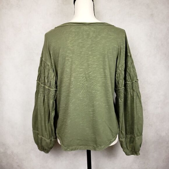 Melrose and Market smocked bishop sleeve shirt M - Picture 3 of 8